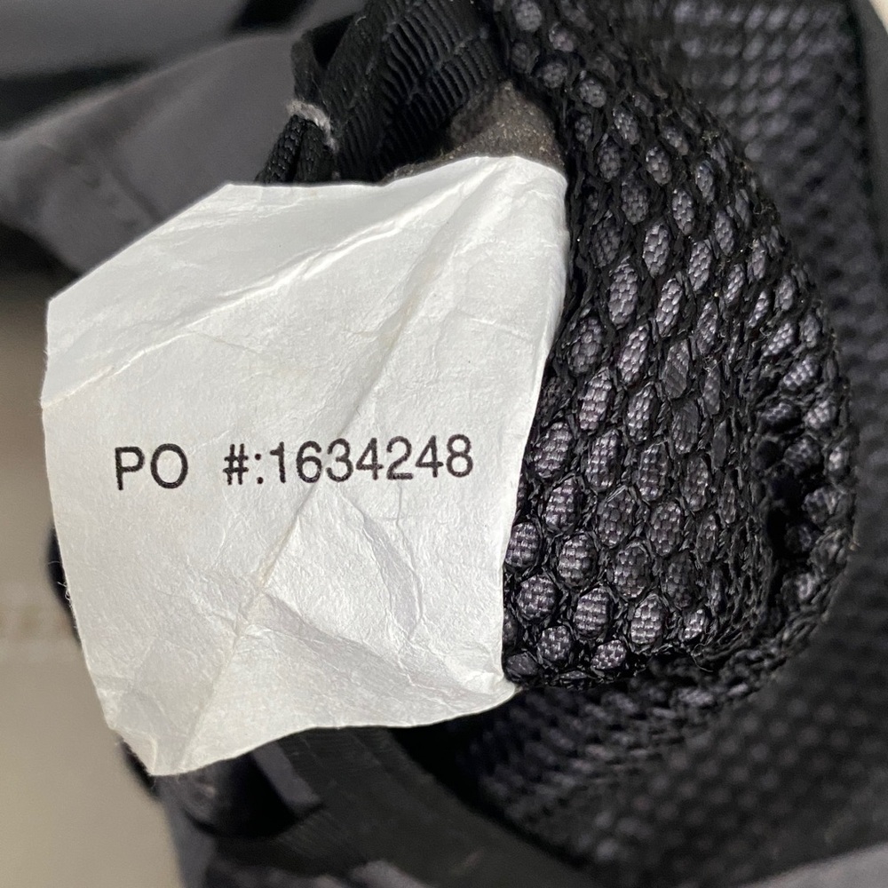 L.L. Bean Charcoal Belt Bag with Black Strap - Picture 12 of 14